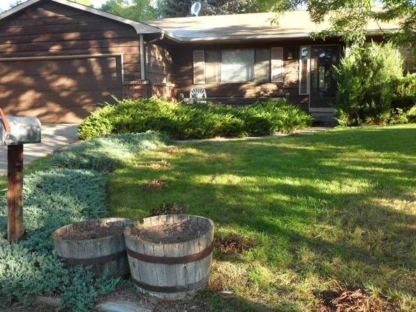 2100 Manchester Cir, Fort Collins, CO 80526