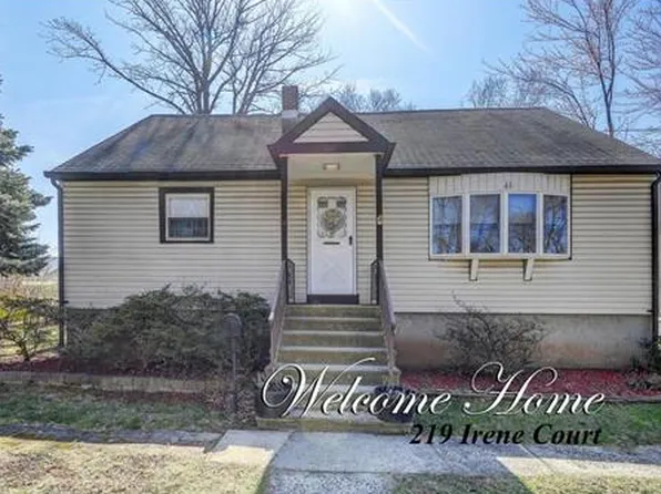219 Irene Ct, Colonia, NJ 07067