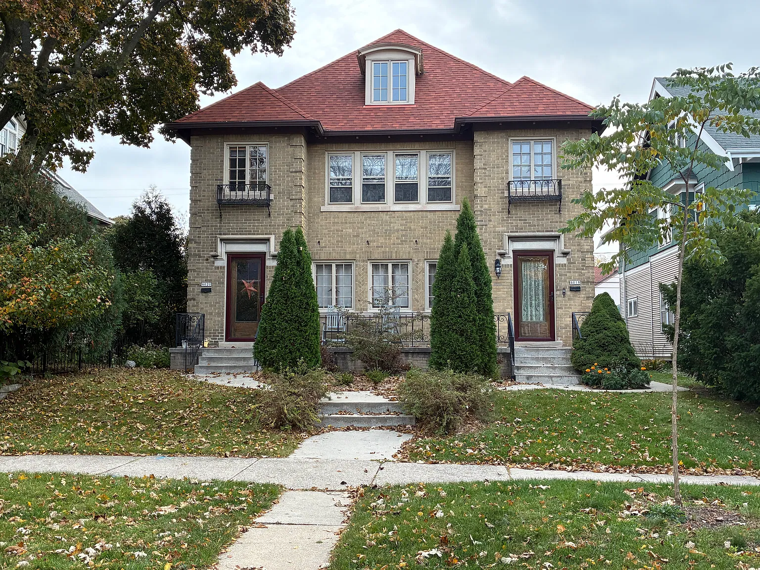 3 bed, 1900 sqft, $1,950 — Photo 1