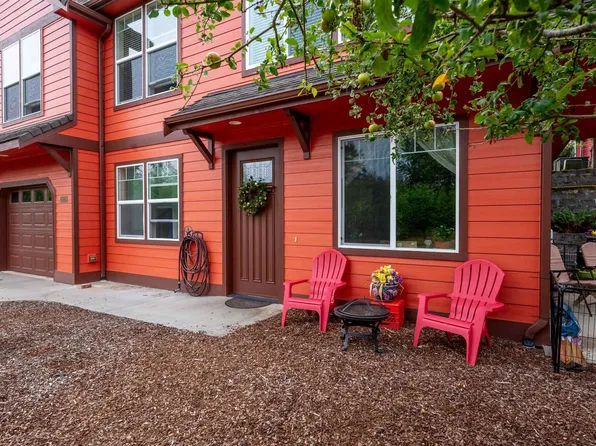 2612-B Apple Tree Ln, Port Angeles, WA 98363