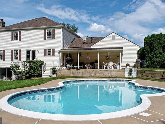 5th image of 1416 Rosewood Hill Dr