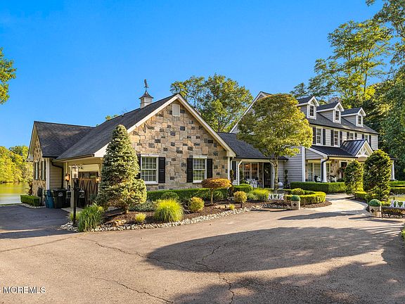 4th image of 57 Beaver Dam Road