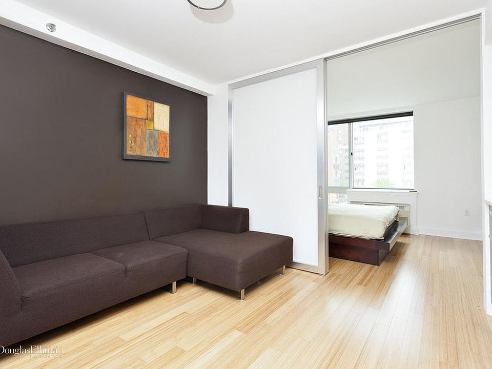 1st image of 505 W 47th St #4G