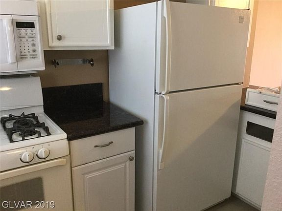 2nd image of 4028 Gold Coast Dr