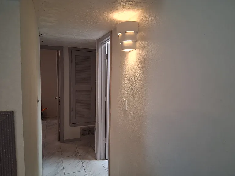 8512 Lakehurst Rd — Photo 7