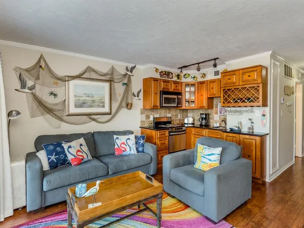 6102 Seawall Blvd #180, Galveston, TX 77551