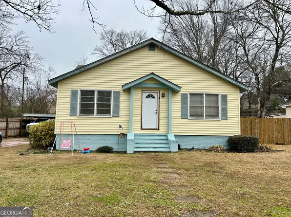 805 Spring St, Valley, AL 36854