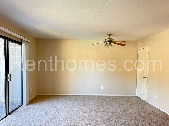 3rd image of 14912-6 Avenida Venusto