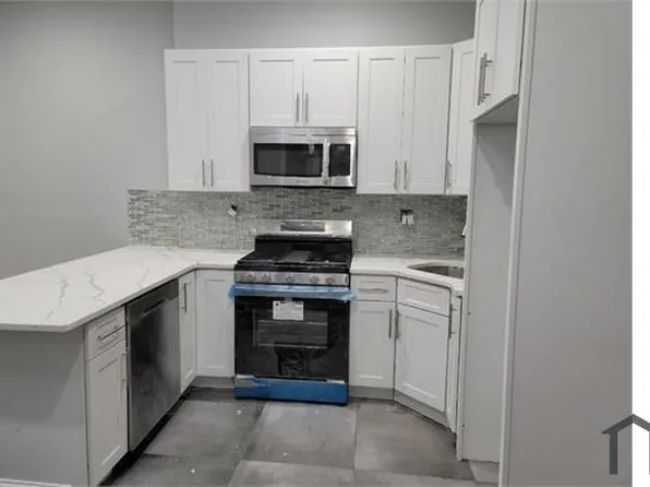 10409 101st Ave APT 3, Ozone Park, NY 11416