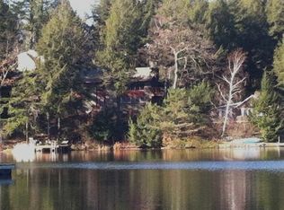 28 N Shore Rd, Petersburgh, NY 12138