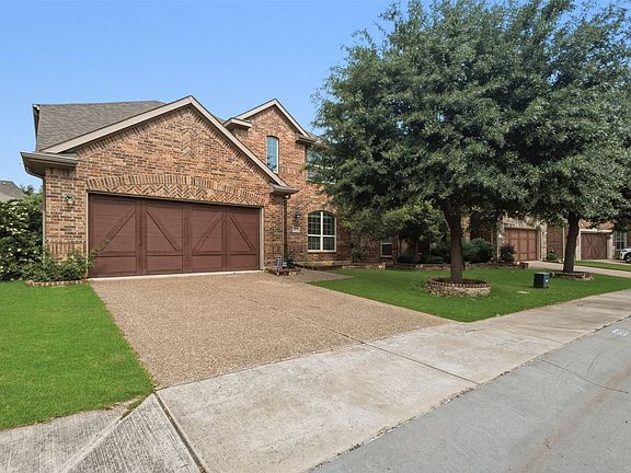 3rd image of 2529 Louis Ln