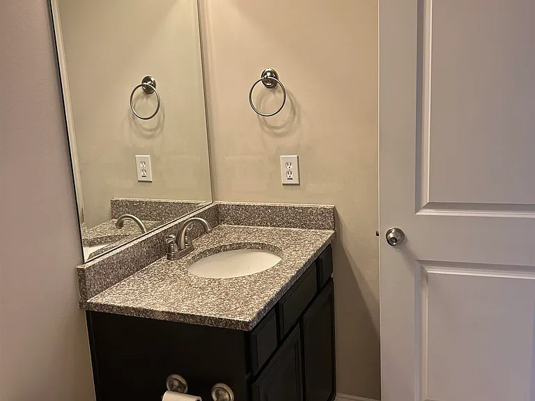 219 Greenstone Way — Photo 39