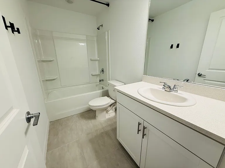 2264 Paravane Way — Photo 27