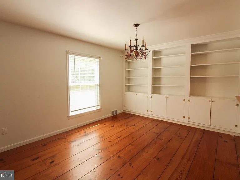 11 Hickory Ln — Photo 11