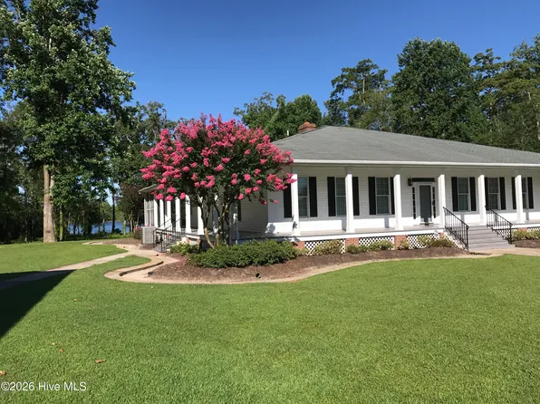 199 Knowles Landing Drive, Hertford, NC 27944