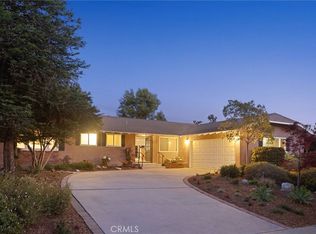 3860 Shelter Grove Dr, Claremont, CA 91711