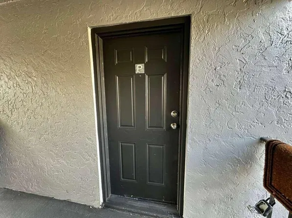 1201 Lake Victoria Dr APT P, West Palm Beach, FL 33411