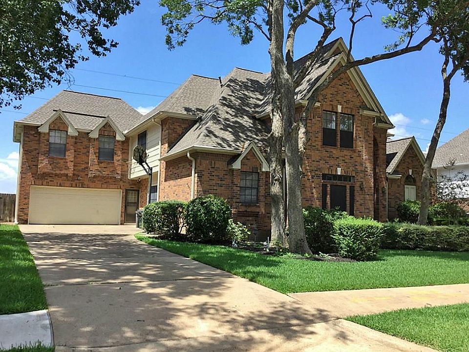 1st image of 1114 Plantation Dr