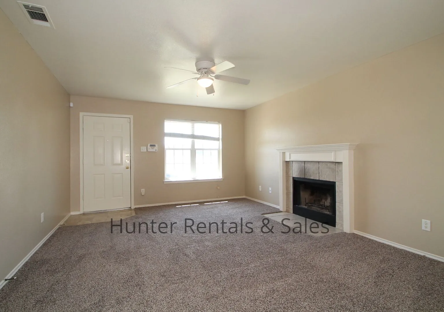 Immaculate Harker Heights 3 Bedroom — Photo 3