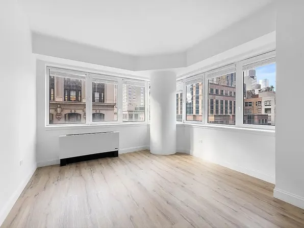 425 5th Ave APT 18E, New York, NY 10016