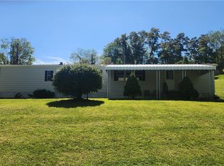 6 Moretti Dr, Tarentum, PA 15084