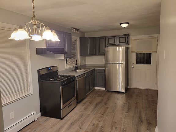 4th image of 669 Chalkstone Ave