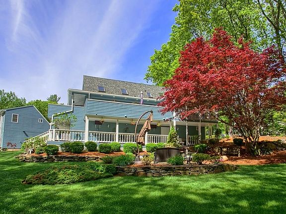 3rd image of 170 Greenmeadow Dr