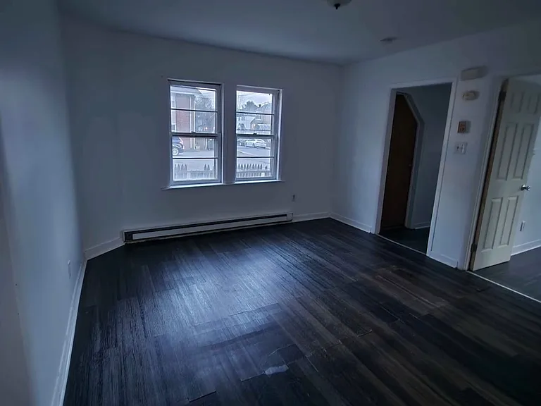 42 Cottage St #B — Photo 2