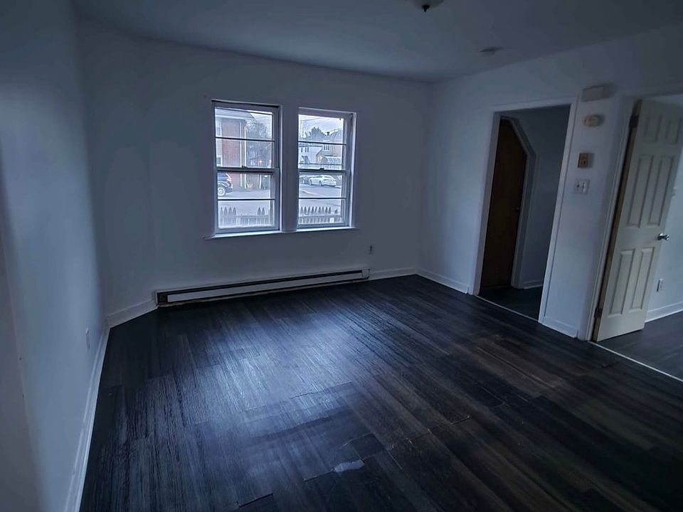 2nd image of 42 Cottage St APT B