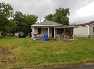728 B St SE, Miami, OK 74354