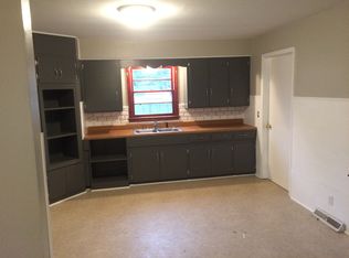 806 N Hickory St, Dexter, MO 63841
