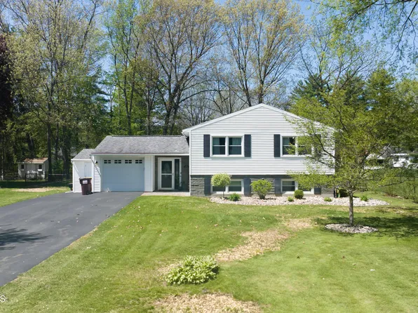 14 Carr Road, Saratoga Springs, NY 12866