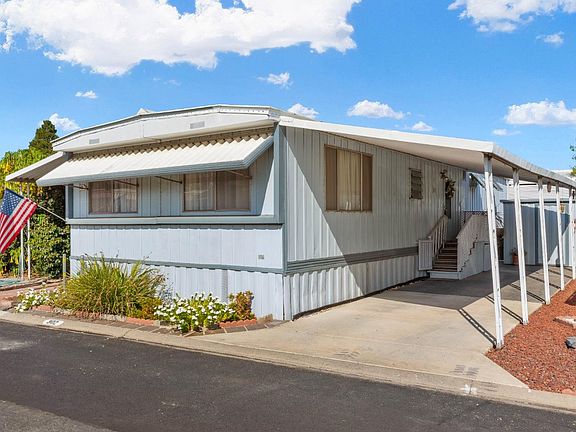 3rd image of 302 Sunny Hills Dr