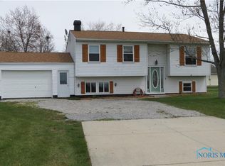 385 Harding St, Defiance, OH 43512