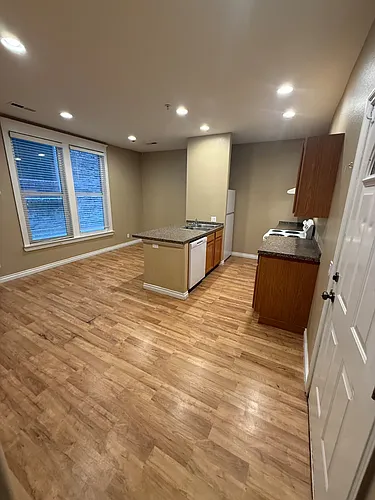 2900 Farragut Ave #1 Photo 1