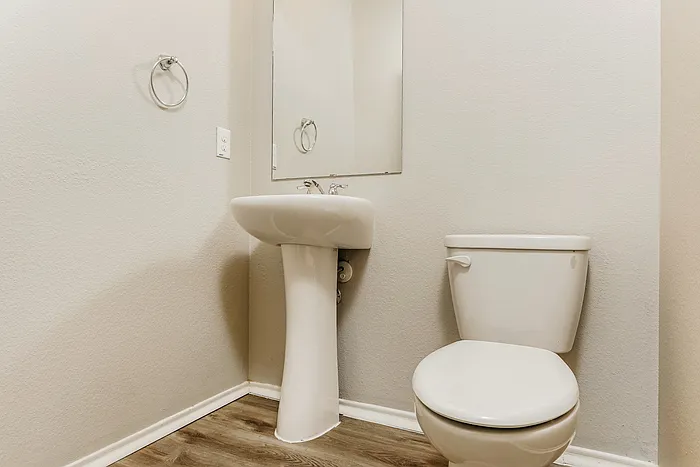 1207 Savannah Ridge Dr — Photo 15