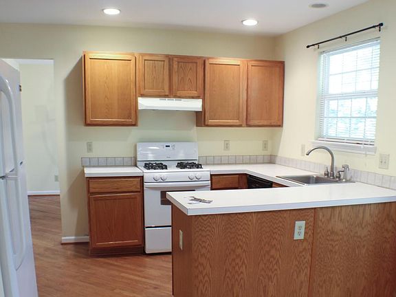 4th image of 6410 Sugar Maple Ct