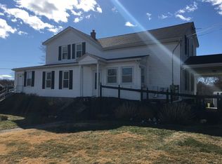 537 Lafayette St #1, Somerset, MA 02726