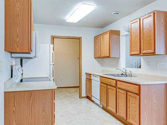 2nd image of 1310 Belsly Blvd #C
