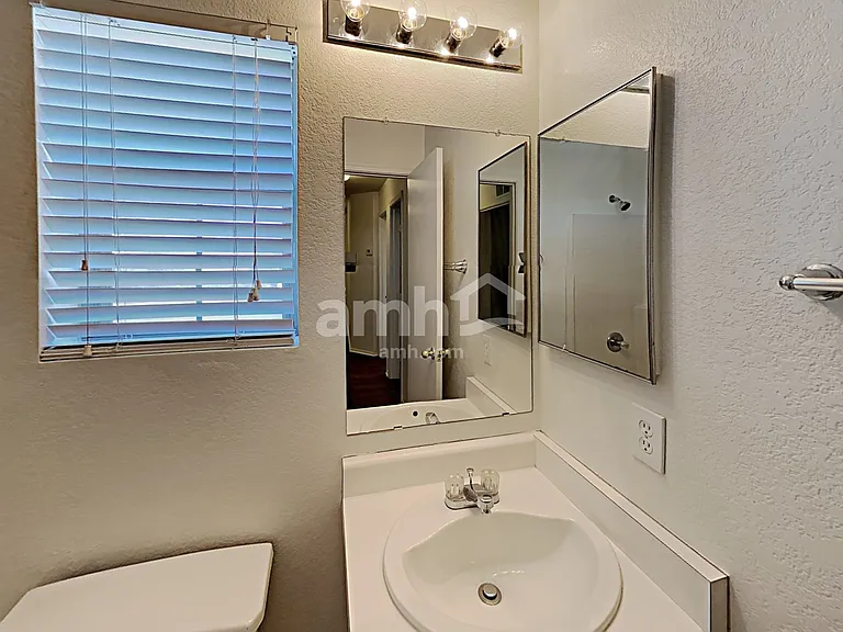 1310 S Red Rock St #A — Photo 13
