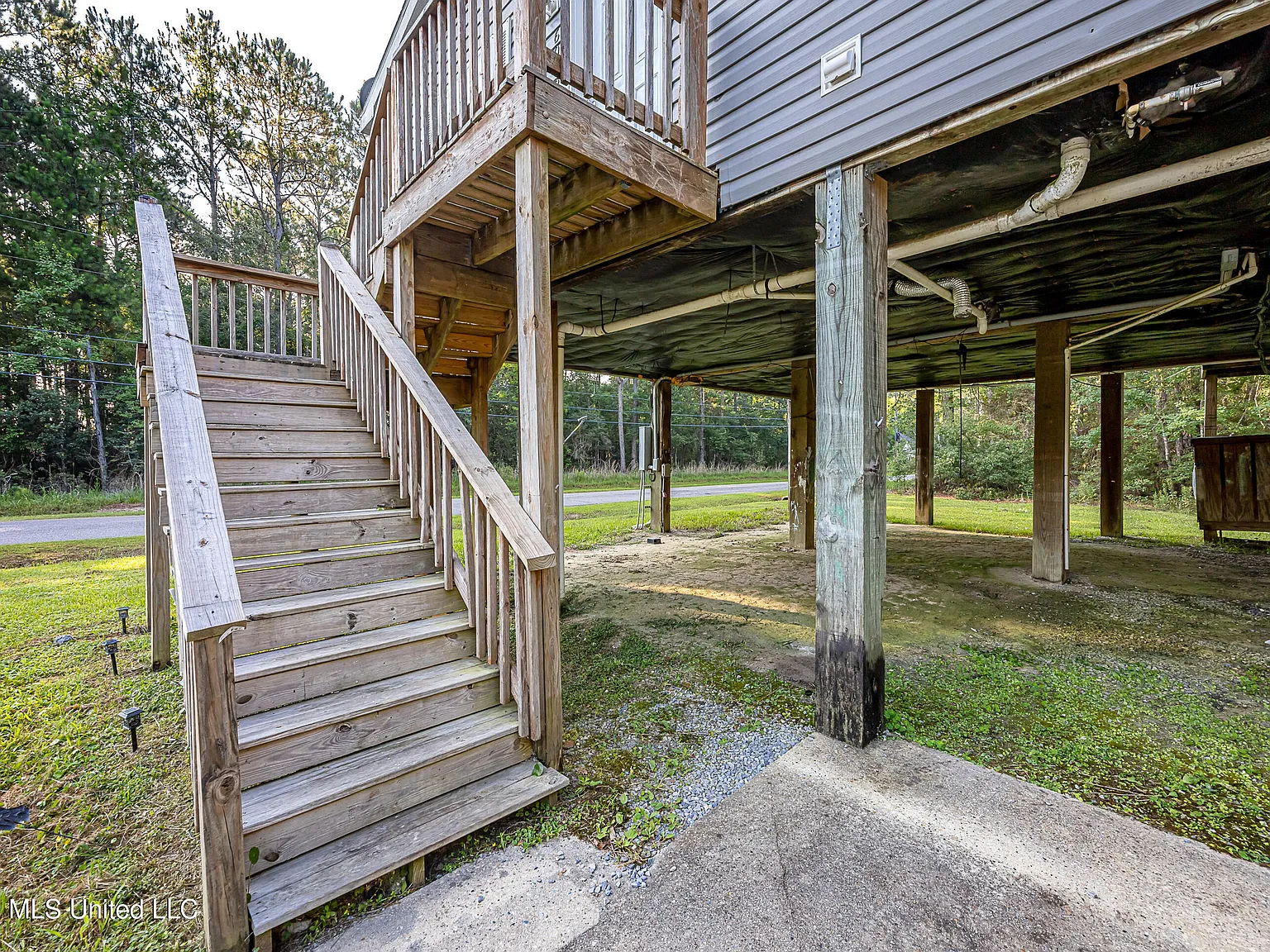 3 bed, 2.0 bath, 1140 sqft, $1,300 — Photo 4