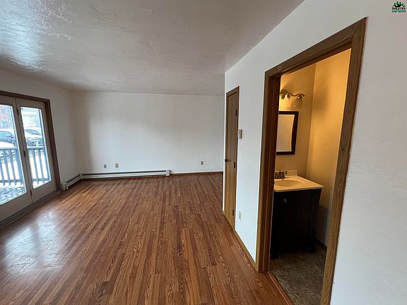 4th image of 1018 Dogwood St APT 204