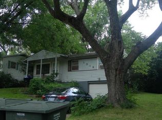 1316 SE 19th St, Topeka, KS 66607