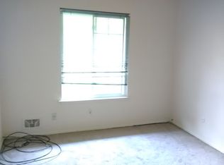 30244 Southfield Rd APT 273, Southfield, MI 48076