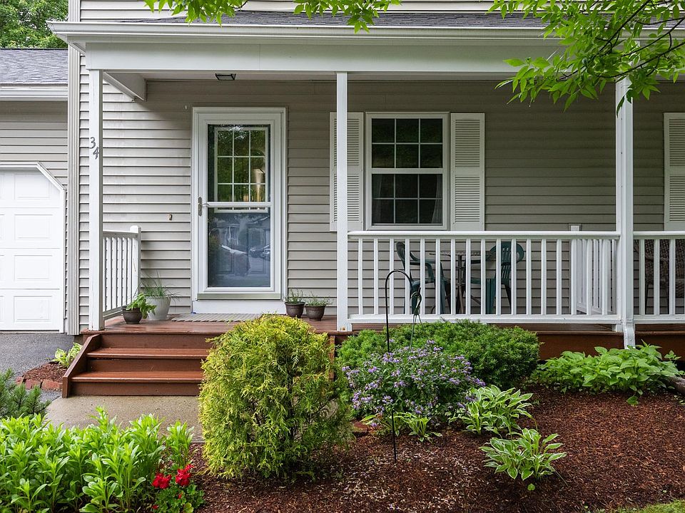 1st image of 34 Pointe Drive