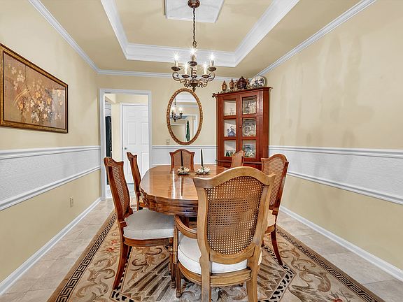 5th image of 2537 Winder Dr