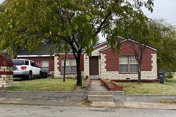 1st image of 8014 Elizabeth Ln W