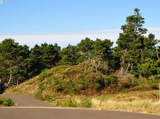 28 Bonnett Way, Florence, OR 97439