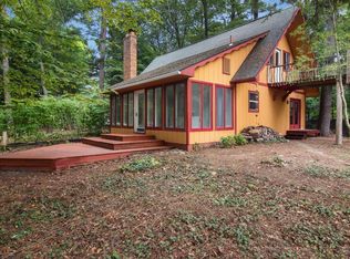 811 Livingston Dr, Elk rapids, MI 49629