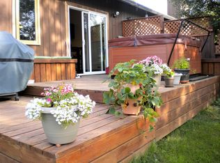 13042 Ridd Cir, Eagle River, AK 99577